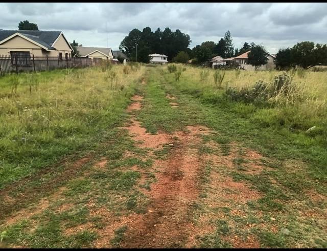 905M² VACANT LAND FOR SALE IN KOOKRUS
